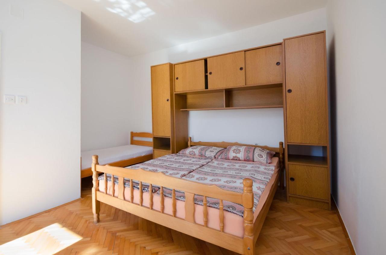 Apartments Elvira Lopar Extérieur photo