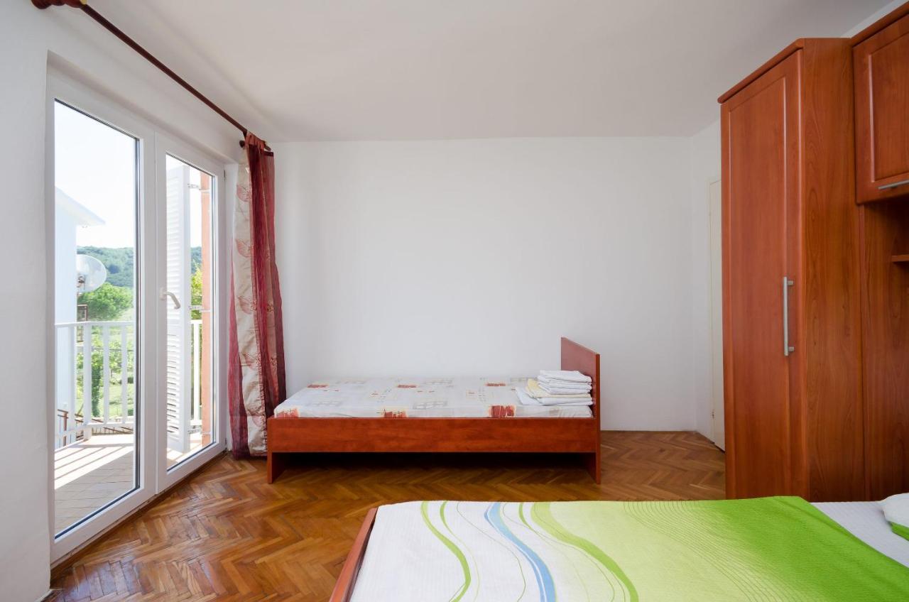 Apartments Elvira Lopar Extérieur photo
